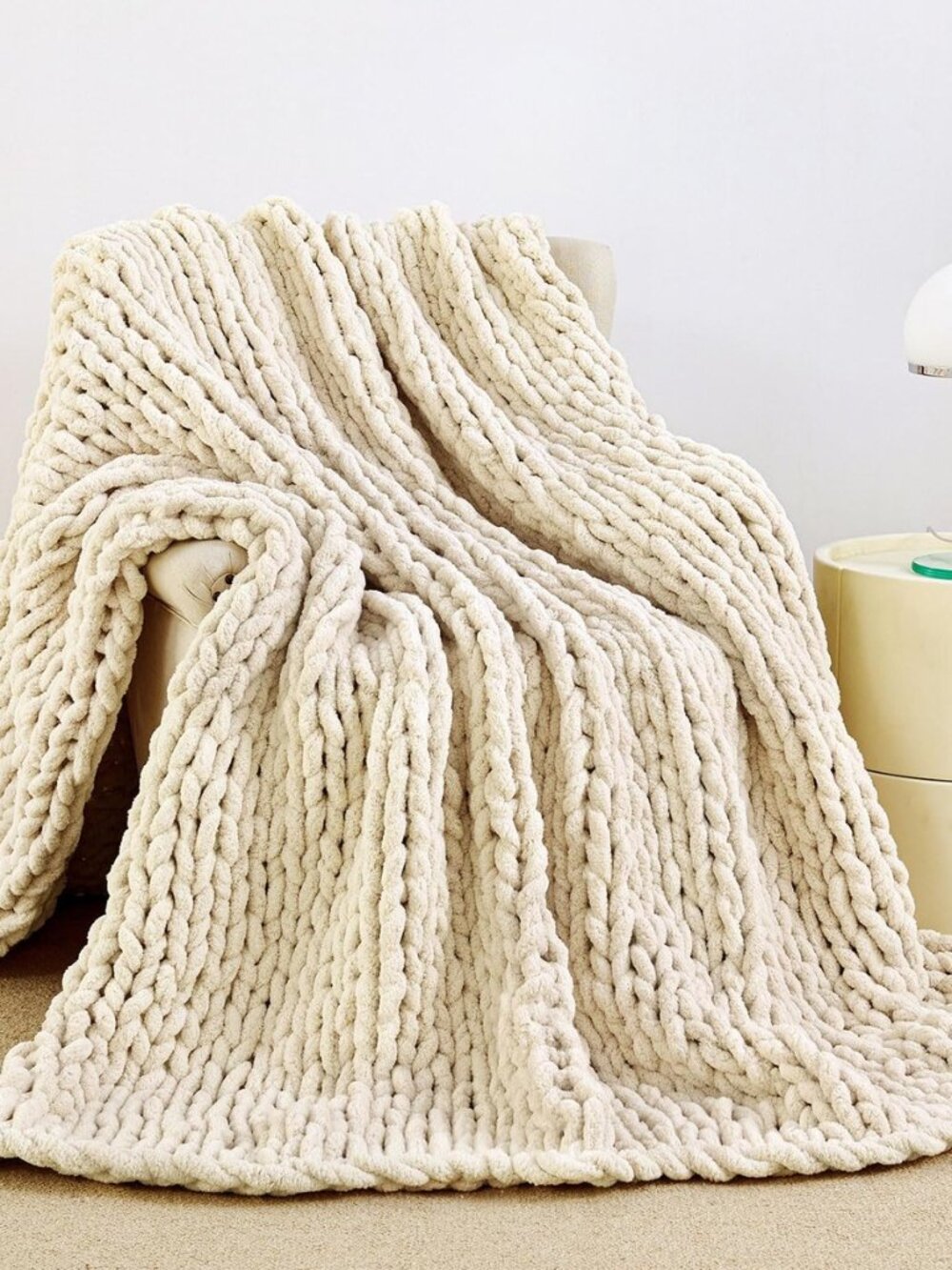Chunky Knit Blanket Throw for Couch, 51"x63" Chunky Yarn Knitted Blankets